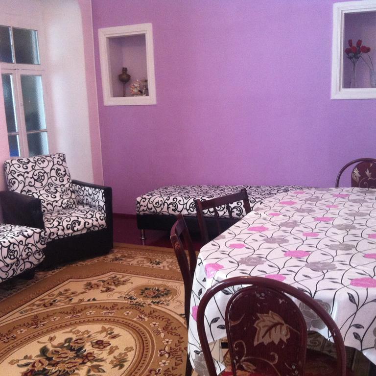 Ilgar'S Hostel Şǝki Екстериор снимка