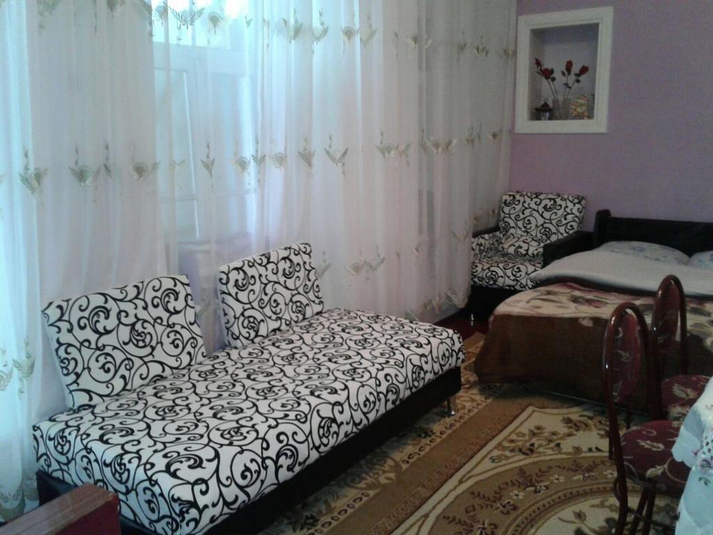 Ilgar'S Hostel Şǝki Екстериор снимка