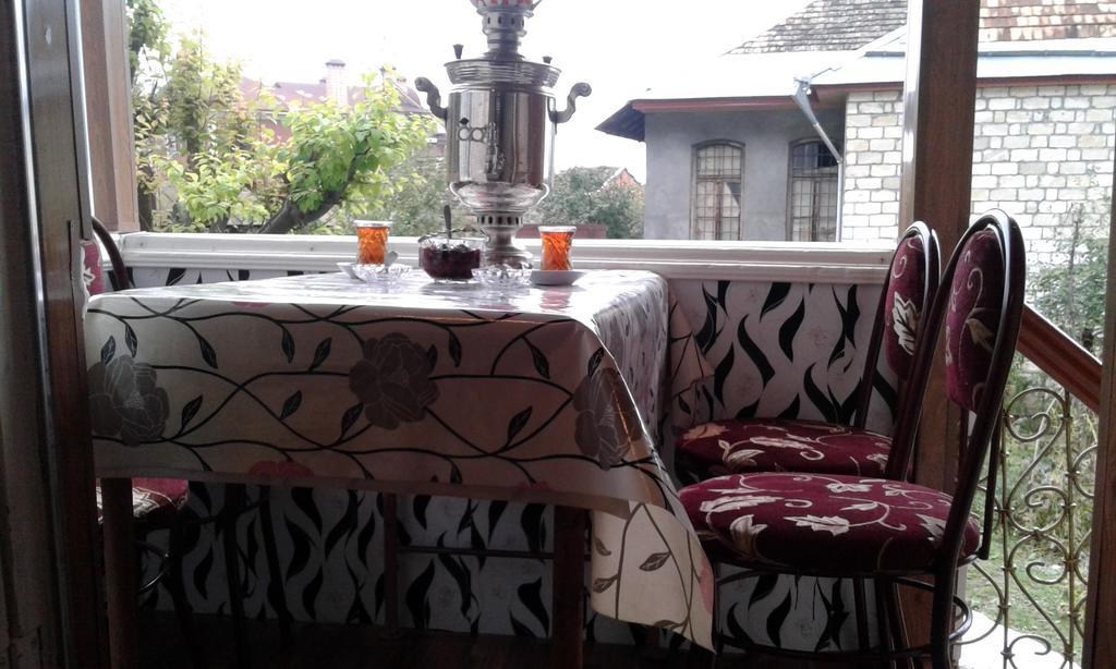 Ilgar'S Hostel Şǝki Екстериор снимка